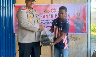 Kapolres-Sikka-Bagikan-Bibit-Ikan-Nila-untuk-Tingkatkan-Ketahanan-Pangan-di-Hari-Bhayangkara-ke-78