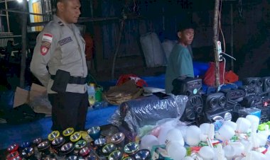 Patroli-Rutin-Polsek-Waigete-Untuk-Wujudkan-Sitkamtibmas-Kondusif