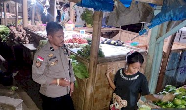 Patroli-Rutin-Polsek-Waigete-Untuk-Menjaga-Kamtibmas-Kondusif