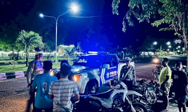 Sat-Lantas-Laksanakan-Kegiatan-Patroli-Lampu-Biru-di-Wilayah-Hukum-Polres-Sikka