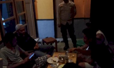 Menciptakan-Kondisi-Aman-dan-Kondusif-:-Polsek-Lela-Intensifkan-Patroli-Malam