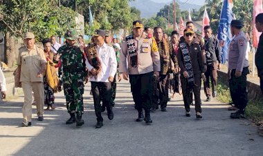 Kapolres-Sikka-Hadiri-Pembukaan-TNI-Manunggal-Membangun-Desa-(TMMD)-Ke-121-di-Sikka:-Percepatan-Pembangunan-di-Wilayah