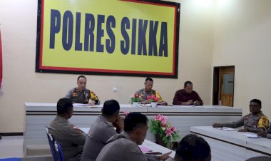 Wakaporles-Sikka-Pimpin-Rapat-Koordinasi-Internal-Persiapan-Pengamanan-Pilkada-Serentak-2024