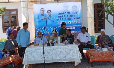 Temu-Kangen-Keluarga-Bakal-Calon-Bupati-dan-Wakil-Bupati-Sikka-Paket-SARR:-Konsolidasi-Menuju-Pilkada-2024