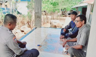 Bhabinkamtibmas-Kelurahan-Wuring-Berikan-Pesan-Kamtibmas-Jelang-Pilkada