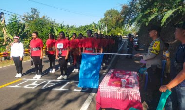 Pengamanan-Lomba-Gerak-Jalan-Antar-RT-di-Desa-Ribang,-Nelle:-Semarak-Peringatan-Hari-Kemerdekaan-RI-ke-79