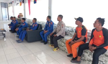 Kolaborasi-Hebat:-Pengibaran-Bendera-di-Laut-Maumere-Siap-Digelar-Dihari-Kemerdekaan-Republik-Indonesia