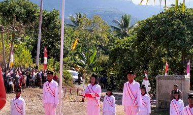 UPACARA-PENGIBARAN-BENDERA-MERAH-PUTIH--TINGKAT-KEC.MAPITARA.