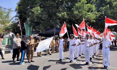 Karnaval-Semarakkan-HUT-RI-ke-79-di-Kabupaten-Sikka:-Ribuan-Anak-TK/PAUD-dan-SD-Tampilkan-Keberagaman-Budaya