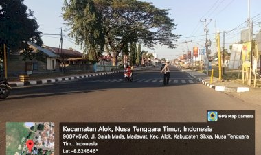 Pengaturan-Lalu-Lintas-(Strong-Point-Pagi-)-dan-Penertiban-Kendaraan-Bermotor-Oleh-Sat-Lantas--Res-Sikka