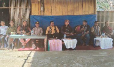 Uskup-Ketapang-Mgr.-Pius-Riana-Prapdi-Lakukan-Kunjungan-Pastoral-ke-Sikka