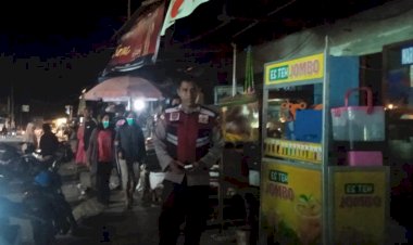 MENJAGA-KAMTIBMAS-POLSEK-KEWAPANTE-LAKSANAKAN-PATROLI-RUTIN-DAN-SAMBANG-WARGA