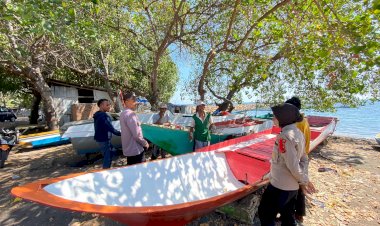 SAT-BINMAS-POLRES-SIKKA-LAKSANAKAN-KEGIATAN-SAMBANG-DAN-HIMBAUAN-KAMTIBMAS-KEPADA-WARGA