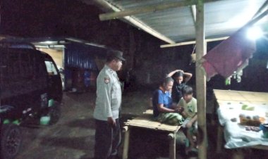 Patroli-Rutin-Polsek-Lela:-Menciptakan-Sitkamtibmas-Kondusif-di-Wilayah-Sikka