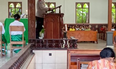 Polsek-Lela-Gelar-Patroli-Minggu-Kasih,-Sampaikan-Pesan-Damai-Kapolres-Sikka-Jelang-Pilkada-2024