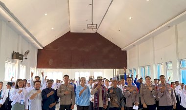 KASAT-BINMAS-POLRES-SIKKA-MENJADI-NARASUMBER-TENTANG-KAMTIBMAS-DALAM-KEGIATAN-PENERIMAAN-MAHASISWA-BARU-UNIVERSITAS-MUHAMMASYAH-MAUMERE.