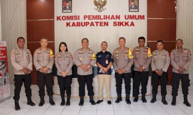 Ketua-Tim-Supervisi-Operasi-Mantap-Praja-Turangga-2024-Polda-NTT-Lakukan-Pengecekan-Pengamanan-di-Kantor-KPUD-Sikka