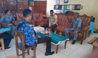 Bhabinkamtibmas-Polsek-Alok-Gelar-Sambang-dan-Cooling-System,-Wujudkan-Pilkada-Aman-dan-Sejuk