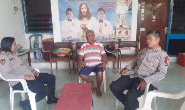 Sinergi-dengan-Tokoh-Masyarakat-Menuju-Pilkada-2024-:-Kapolsek-Alok-Lakukan-Kunjungan-dan-Koordinasi