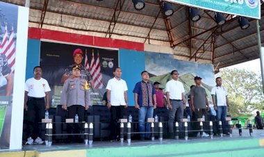 Wakapolres-Sikka-Hadiri-Final-Danlanal-Cup-2024-:-Saloka-FC-Raih-Gelar-Bergengsi