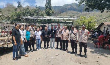 Polres-Sikka-Amankan-Kegiatan-Kampanye-Pasangan-Calon-Gubernur-dan-Wakil-Gubernur-Paket-ANSY-JANE