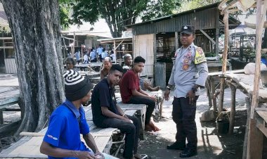 KEGIATAN-SAMBANG-DAN-PATROLI-DIALOGIS-OLEH-ANGGOTA-BHABINKAMTIBMAS-POLSEK-WAIGETE,POLRES.SIKKA.