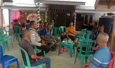BHABINKAMTIBMAS-POLSEK-NITA,POLRES-SIKKA-LAKSANAKAN-GIAT-SAMBANG-DAN-HIMBAUAN-KEPADA-WARGA-DESA-BINAAN.