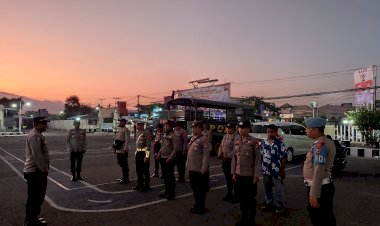 Pengamanan-Kampanye-Dialogis-Pasangan-Calon-Gubernur-di-Sikka-Berjalan-Lancar