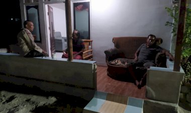 BHABINKAMTIBMAS-POLSEK-KEWAPANTE-POLRES-SIKKA-LAKSANAKAN-GIAT-PATROLI-DIALOGIS-DAN-SAMBANG-WARGA