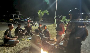 PATROLI-MALAM-POLRES-SIKKA:-TEGAKKAN-KAMTIBMAS,-CIPTAKAN-RASA-AMAN-DI-TENGAH-MASYARAKAT