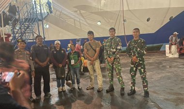 Pemulangan-Pekerja-Migran-Indonesia-Asal-NTT-Berjalan-Lancar-di-Pelabuhan-L.-Say-Maumere