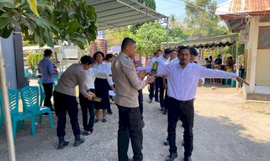 Pengamanan-Seleksi-Kompetensi-Dasar-CPNS-Kabupaten-Sikka-2024-Berlangsung-Aman-di-SMK-Negeri-1-Maumere