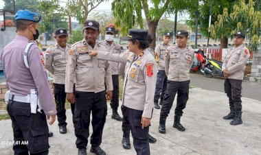 Pemeriksaan-Gampol-dan-Brevet-Personel-Polsek-Jajaran-Polres-Sikka