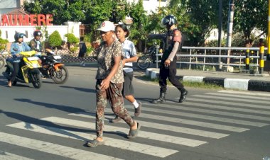 KEGIATAN-RUTIN-PATROLI-PAGI-DAN-PENGATURAN-LALU-LINTAS-OLEH-UNIT-TURJAWALI-SAT.--SAMAPTA-POLRES-SIKKA.