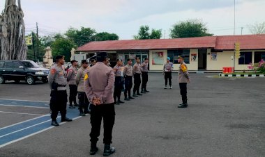 Apel-Pengecekan-Personel-Polres-Sikka-Siap-Diberangkatkan-dalam-Operasi-Aman-Nusa-2-di-Flores-Timur