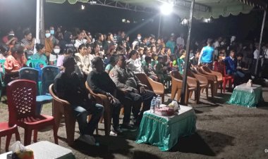 PERSONIL-POLSEK-LELA-POLRES-SIKKA-LAKSANAKAN-PENGAMANAN-PEGELARAN-BUDAYA-