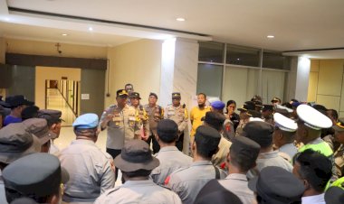 Pengamanan-Rekapitulasi-Suara-Pilkada-Sikka-2024-Berjalan-Lancar,-Transparan,-dan-Kondusif