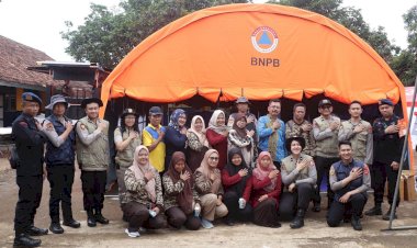 Trauma-Healing-Polri-di-SDN-Sukapanjang:-Memulihkan-Semangat-Anak-Anak-Terdampak-Longsor