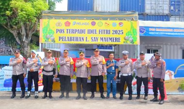 Wakapolres-Sikka-Tinjau-Pos-Pengamanan-Terpadu-Pelabuhan-L.-Say-Maumere-dalam-Rangka-Operasi-Ketupat-Turangga-2025