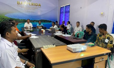 Perwakilan-Polres-Sikka-Hadiri-Pembentukan-Sekretariat-Bersama-SPAB:-Wujud-Sinergi-Hadapi-Ancaman-Bencana-di-Sekolah