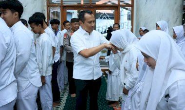 Mabes-Polri-Gelar-Doa-dan-Zikir-Bersama-untuk-Kelancaran-Rangkaian-Peringatan-Hari-Bhayangkara-ke-79