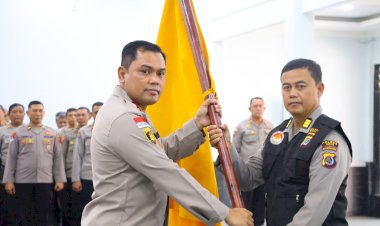 Kapolres-Sikka-Kukuhkan-Pengurus-Komite-Olahraga-Polri,-Dorong-Optimalisasi-Pembinaan-Fisik-dan-Mental-Personel