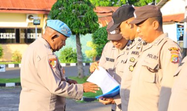 Pengawasan-Ketat-Apel-Pagi-dan-Apel-Fungsi-Polres-Sikka,-Propam-dan-Wakapolres-Pastikan-Kedisiplinan-Anggota