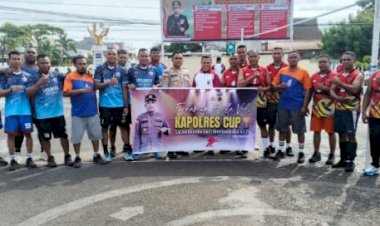KAPOLRES-SIKKA-TURUT-HADIR-DALAM-PERTANDINGAN-BABAK-SEMIFINAL-BOLA-VOLLY-KAPOLRES-CUP
