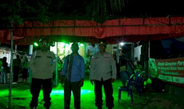 Polri-Untuk-Masyarakat--:Polres-Sikka-Amankan-Pesta-Sambut-Baru-Di-Keuskupan-Maumere