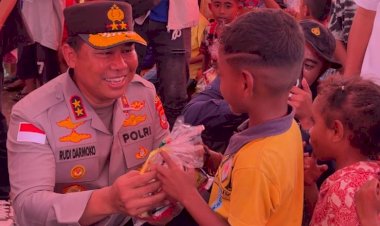 POLRI-UNTUK-MASYARAKAT-:-KAPOLDA-NTT-LAKSANAKAN-KUNKER-KE-POLRES-FLOTIM-DAN-MENGUNJUNGI-WARGA-FLOTIM-TERDAMPAK-ERUPSI-GUNUNG-LEWOTOBI-LAKI-LAKI
