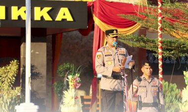 “Polri-Untuk-Masyarakat-:-Polres-Sikka-Gelar-Korp-Raport:-Momentum-Kenaikan-Pangkat-untuk-Pengabdian-Lebih-Profesional”