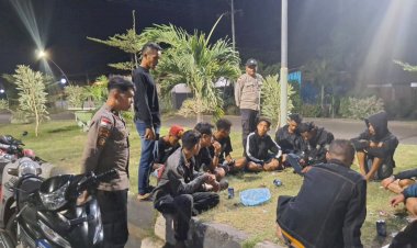 Polres-Sikka-dan-Polsek-Jajaran-Gencarkan-Patroli-Malam-Hari,-Wujud-Nyata-Komitmen-Ciptakan-Keamanan-Wilayah