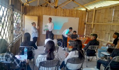 Satresnarkoba-Polres-Sikka-Gencar-Sosialisasi-P4GN-kepada-Siswa-PKBM-Bisa-Ngasiang-Nelle