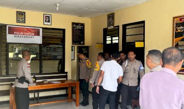POLRI-UNTUK-MASYARAKAT-:-KUNJUNGAN-KAPOLRES-SIKKA-AKBP-BAMBANG-SUPENO,-S.I.K,-KEMAKO-POLSEK-NITA-POLRES-SIKKA